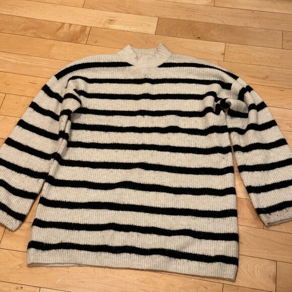 H&M Sweaters, Beige And Black Striped Sweater Dress Size Small, Knit Dress Soft - Picture 1 of 3